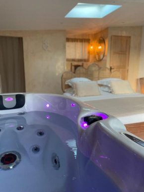 Loveness Suite & Spa